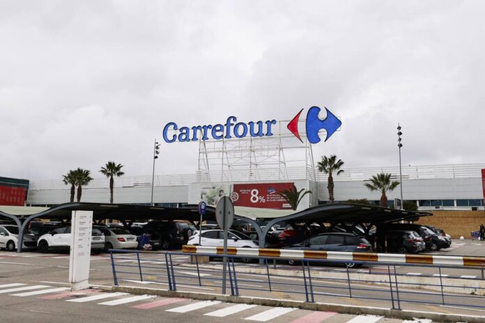 carrefour-brasil-lamenta-“situacao”-e-admite-impacto-sobre-clientes