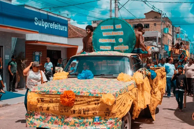 Nova Viçosa realiza 1ª Caminhada da Consciência Negra em celebração à igualdade racial