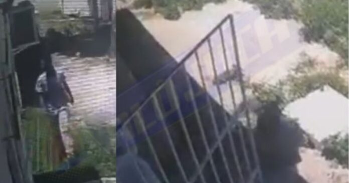 homem-invade-escola-municipal-e-rouba-funcionarios-e-alunos-em-salvador