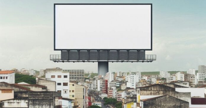 simoes-filho-organiza-engenhos-publicitarios-e-notifica-proprietarios-de-placas-irregulares