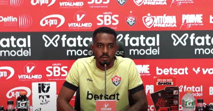 em-alta-no-vitoria,-edu-diz-estar-vivendo-“melhor-momento-da-carreira”