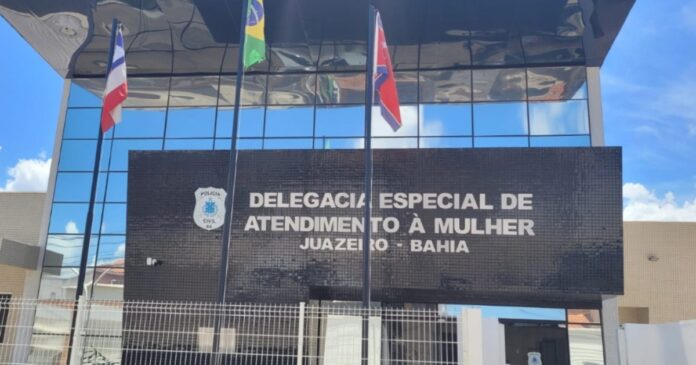 padrasto-e-avo-sao-presos-por-estupro-de-vulneravel-contra-adolescente-de-12-anos-em-juazeiro padrasto-e-avo-sao-presos-por-estupro-de-vulneravel-contra-adolescente-de-12-anos-em-juazeiro