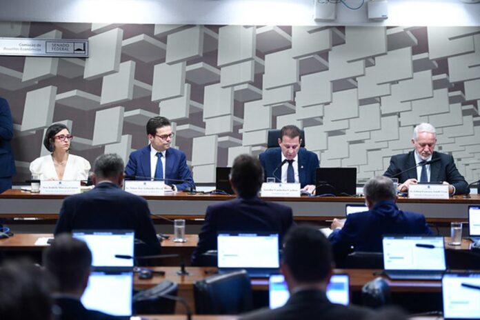 comissao-do-senado-aprova-indicados-para-diretorias-do-banco-central