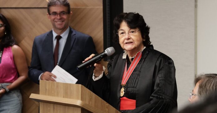 procuradora-elna-rosa-e-empossada-como-ouvidora-do-ministerio-publico-da-bahia