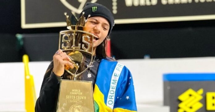 rayssa-leal-vence-sls-super-crown-e-se-torna-tricampea-mundial-de-skate