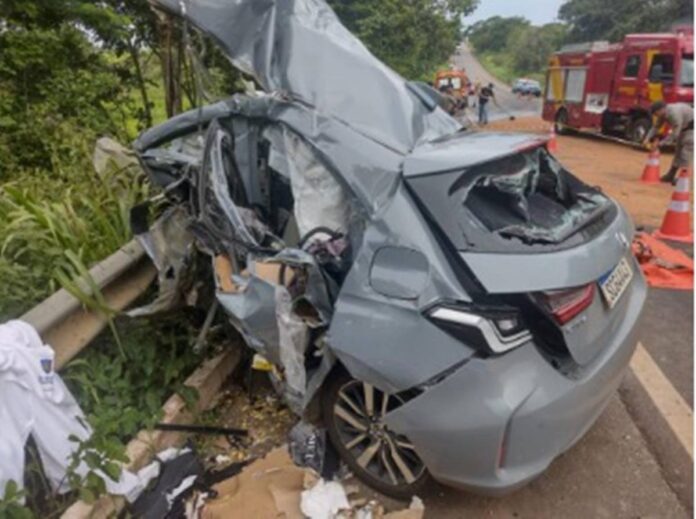 acidente-gravissimo-mata-quatro-jovens-entre-20-e-26-anos-em-go