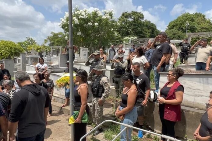 policiais-militares-paraibanos-mortos-em-acidente-no-rn-sao-enterrados