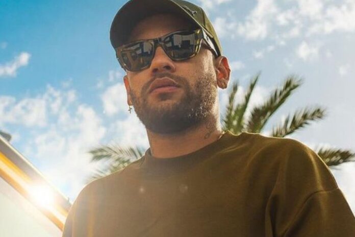 artista-plastico-revela-ter-sido-enganado-por-neymar e sua-equipe