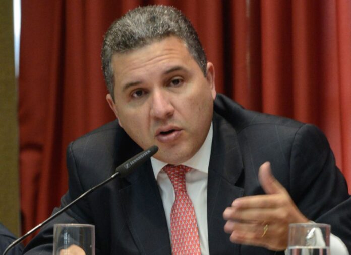 caso-gritzbach:-diretor-do-deic-citado-por-delator-do-pcc-e-afastado