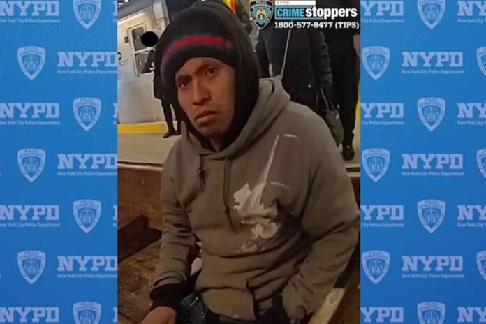 mulher-morre-no-metro-de-nova-york-apos-homem-atear-fogo-a-ela