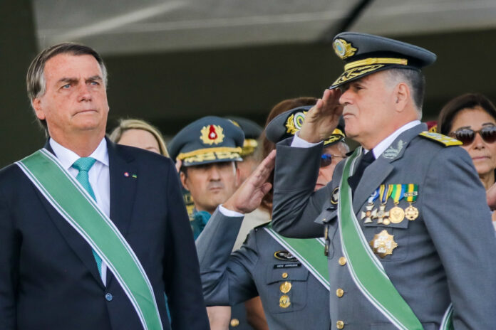 as-duas-coisas-que-faltam-aos-militares,-e-so-uma-delas-prestaria