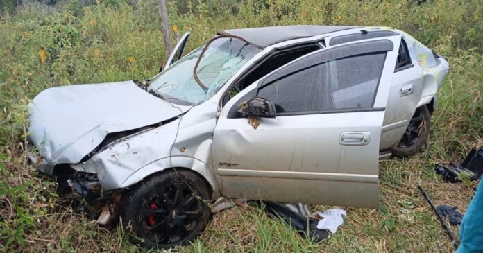 pai-e-filho-ficam-feridos-em-capotamento-na-ba-052-na-regiao-da-chapada-diamantina