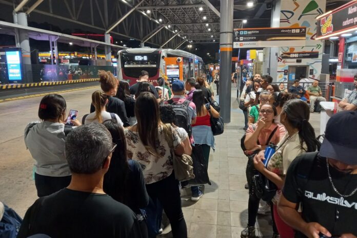 nunes-inicia-rescisao-com-empresas-de-onibus-acusadas-de-elo-com-pcc