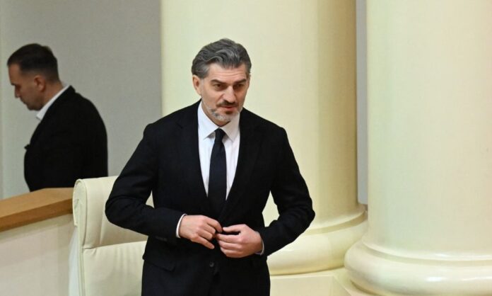 mikheil-kavelashvili-toma-posse-como-presidente-da-georgia-neste-domingo