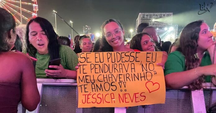 fas-de-claudia-leitte-opinam-sobre-polemica-envolvendo-alteracao-de-musica-que-cita-orixa