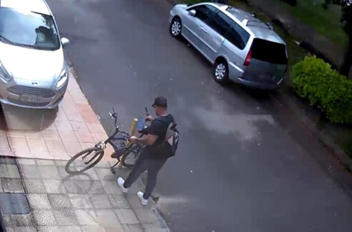 ladroes-fazem-“arrastao”-e-furtam-mais-de-50-bicicletas-no-sudoeste