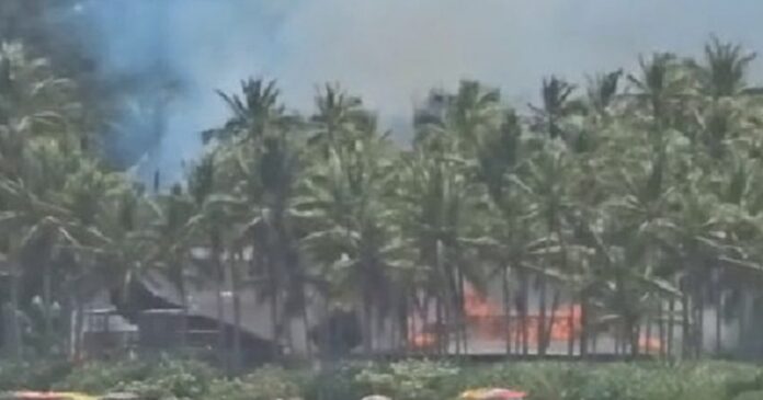 video:-incendio-atinge-proximidades-de-condominio-beira-mar-em-arraial-d’ajuda