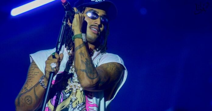 matue-agita-o-publico-ao-levar-trap-ao-palco-do-festival-virada-salvador-2025