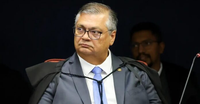 dino-bloqueia-r$-2,5-bilhoes-em-emendas-de-comissao-no-senado