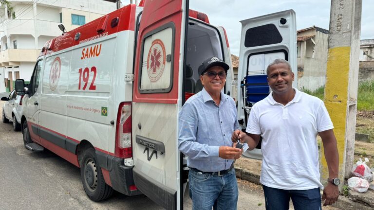 Ministério da Saúde entrega nova ambulância para Caravelas e outras 22 cidades da Bahia
