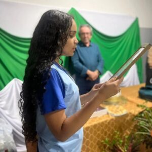 Estudantes da rede publica municipal de ensino se destacam em Concurso Cultural do Sicoob 1