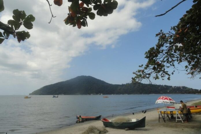 surto-de-virose:-veja-quais-praias-ficaram-mais-tempo-sujas-em-sp