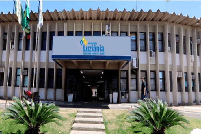 rachadinha-na-prefeitura:-em-audio,-homem-reclama-de-nao-receber-valor