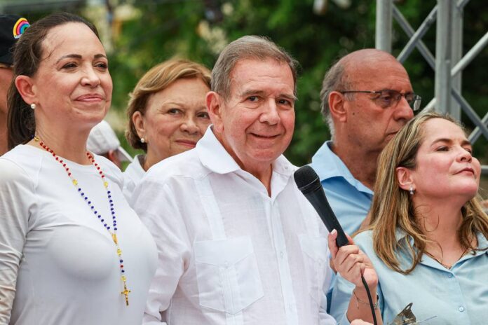 gonzalez-confirma-ida-a-posse-na-venezuela,-apesar-de-pedido-de-prisao