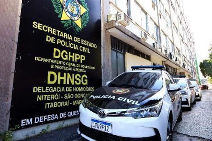  mae-e-presa-apos-planejar,-matar-filha-de-fome-e-esconder-corpo-no-rj