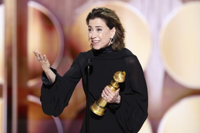confira-o-discurso-de-fernanda-torres-apos-vitoria-no-globo-de-ouro