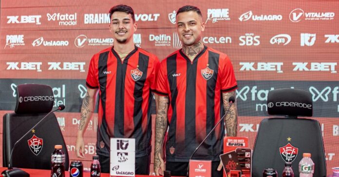 reforcos-na-area:-vitoria-apresenta-lateral-claudinho-e-volante-thiaguinho