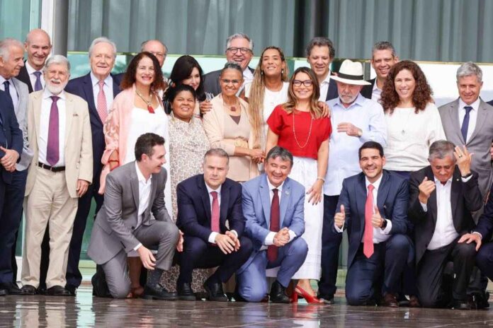 pimenta-e-setimo-ministro-trocado-por-lula-desde-o-comeco-do-mandato