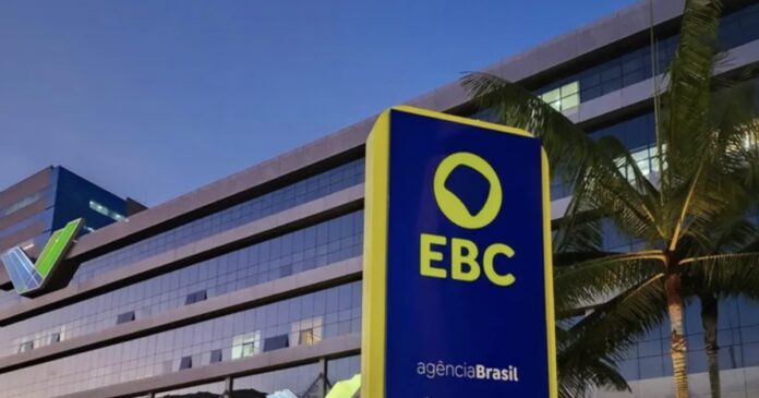 sidonio-palmeira-sinaliza-que-vai-manter-comando-da-ebc