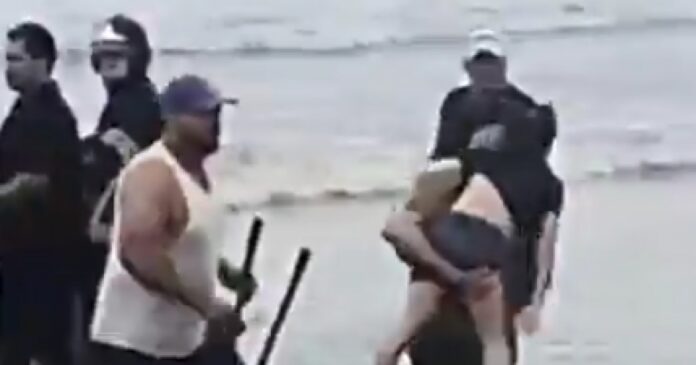 video:-menina-e-resgatada-com-vida-apos-queda-e-explosao-de-aviao-em-ubatuba