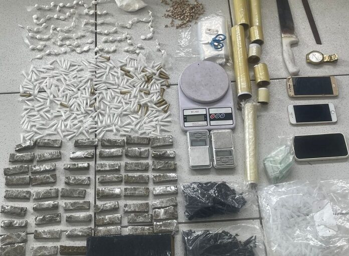 policia-militar-apreende-drogas-em-porto-seguro
