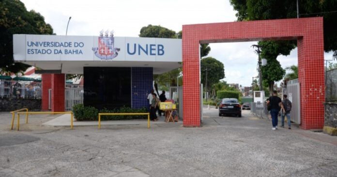 deputada-sugere-construcao-do-1o-campus-da-uneb-em-itaparica-em-indicacao-ao-governo-do-estado