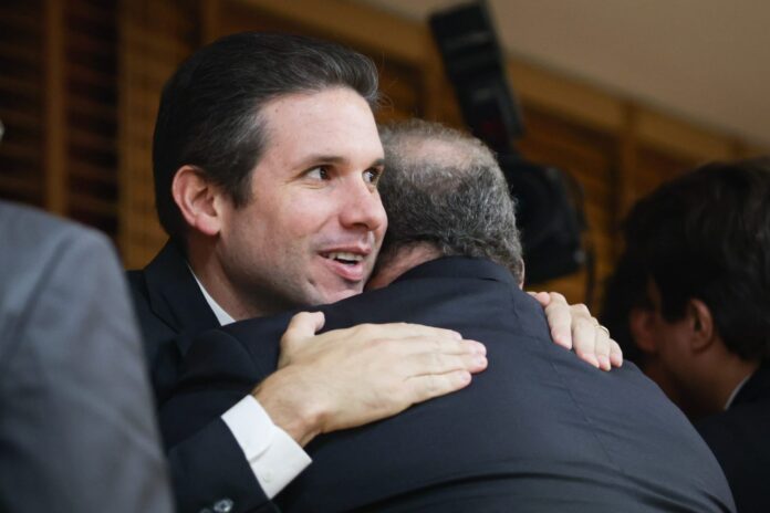 pt-acredita-que-“lua-de-mel”-com-motta-sera-mais-longa-do-que-com-lira