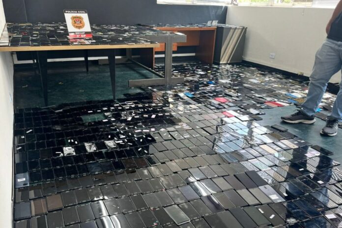 policia-apreende-16-mil-celulares-roubados-em-sp-e-na-baixada-santista