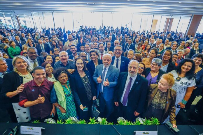 viagens-do-conselhao-custaram-r$-2,2-milhoes-ao-governo-lula-em-2-anos