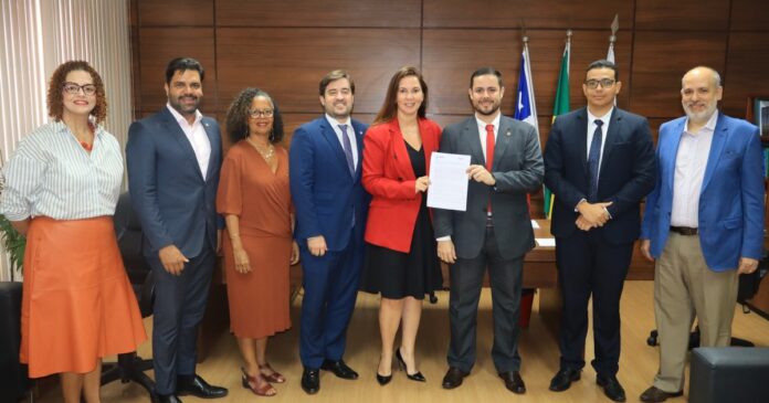 oab-ba-e-inss-assinam-termo-para-implantar-guiche-virtual-na-bahia