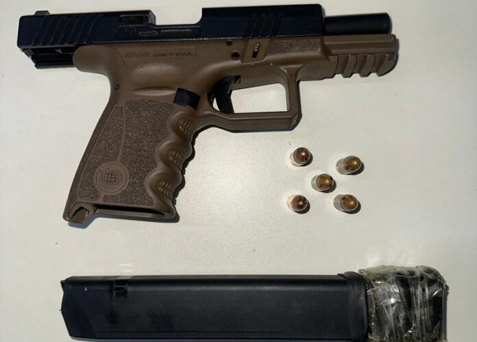 eunapolis:-rondesp-apreende-arma-de-fogo-em-operacao-na-br-101:-criminoso-morre-no-confronto