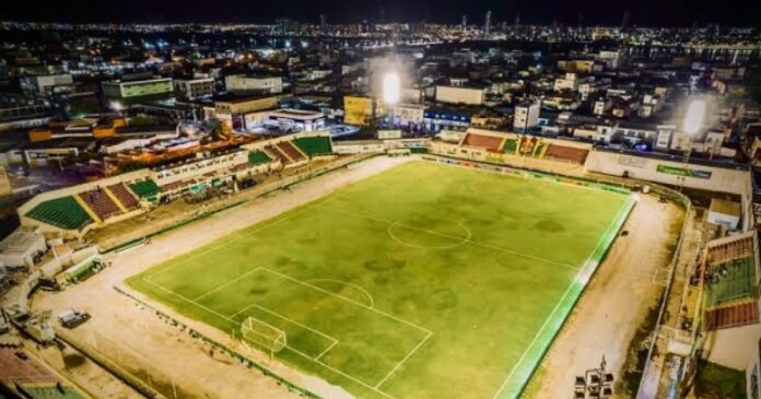 confira-as-escalacoes-oficiais-de-juazeirense-x-vitoria-pelo-baianao-2025