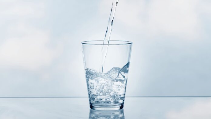 estudo-detecta-‘inimigo-invisivel’-na-agua-potavel