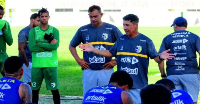 betinho-afirma-que-faltou-efetividade-para-jequie-contra-barcelona:-“nao-fomos-eficientes”