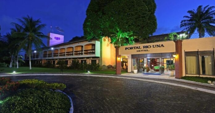 “god-zilla”:-antigo-hotel-de-luxo-no-municipio-de-valenca-vira-alvo-de-brincadeira-no-google-maps