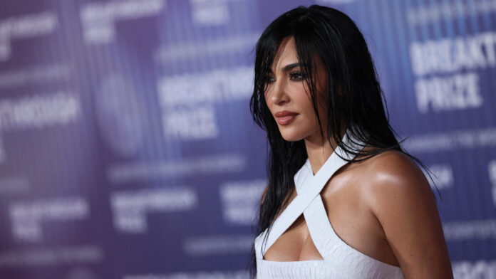 kim-kardashian-nao-esta-solteira!-celebridade-confessa-que-tem-alguem