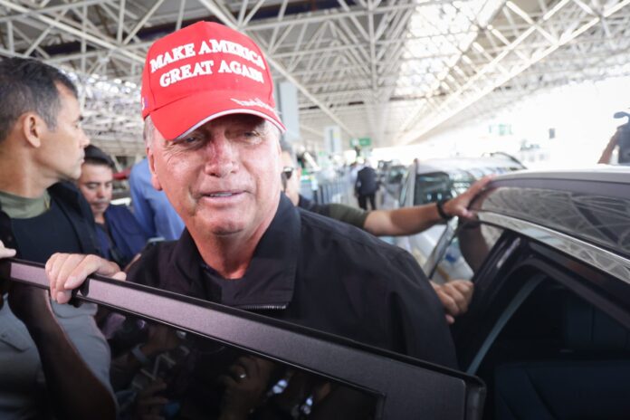 veja-o-que-bolsonaro-disse-sobre-moraes-apos-novo-veto-de-ida-aos-eua