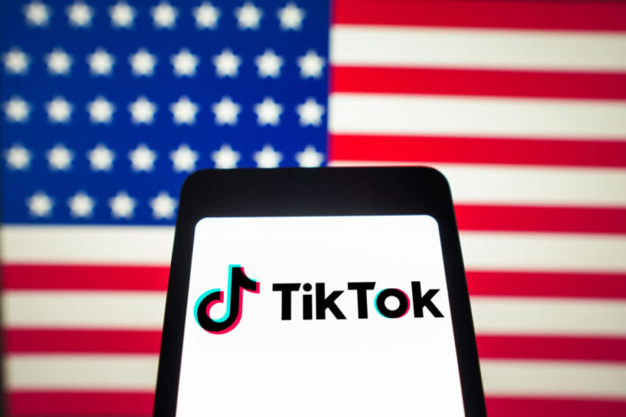 tiktok-pode-sair-do-ar-amanha-e-voltar-na-segunda-nos-eua.-entenda