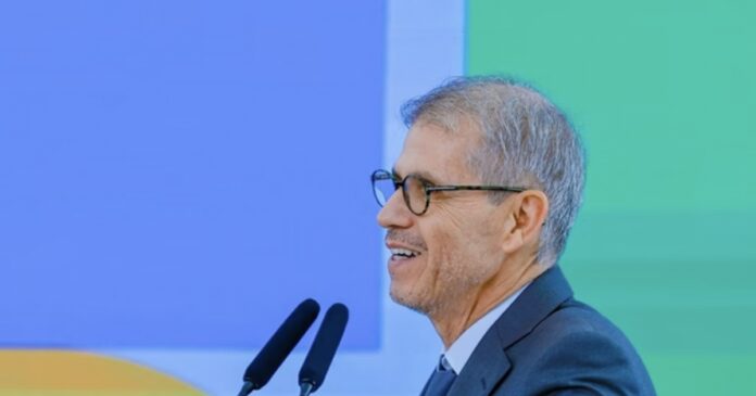 pt-lanca-curso-para-discutir-enfrentamento-a-fake-news-com-sidonio-palmeira