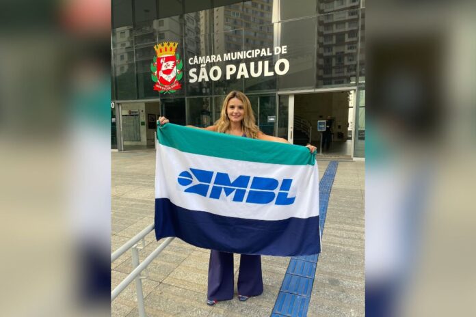 mbl-na-camara-tem-gabinete-com-imersao-em-brasilia-e-projeta-partido